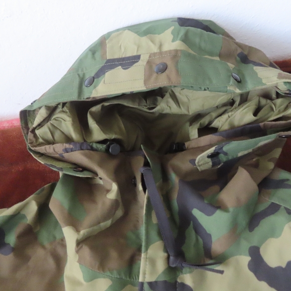 US Military Parka Cold Weather Camouflage Jacket MIL-P-44188C L/Regular issued - Picture 3 of 8
